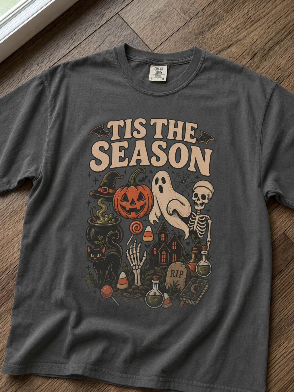 Halloween T-Shirt — 'Tis the Season' Vintage Spooky